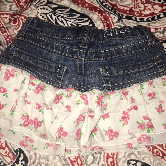 Guess Denim with Ruffle Mini Skort Girls sz 4 - Picture 3 of 3